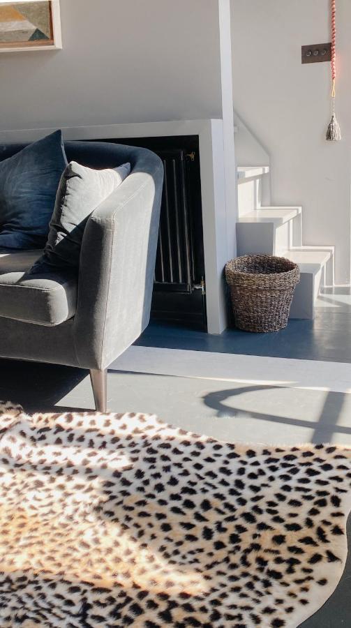 South Ken Designer Pad Apartment ลอนดอน ภายนอก รูปภาพ